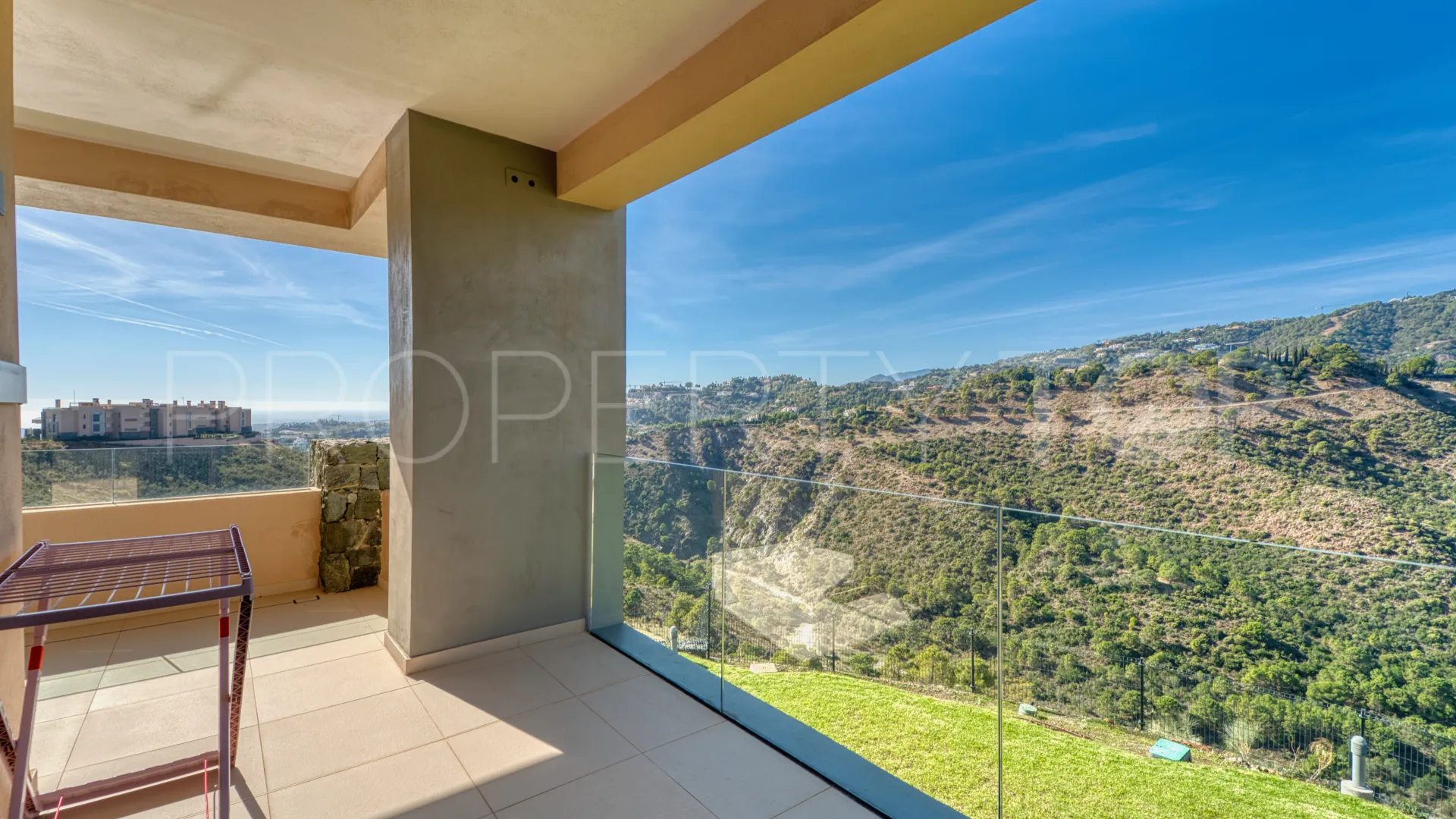 For sale 4 bedrooms apartment in La Quinta