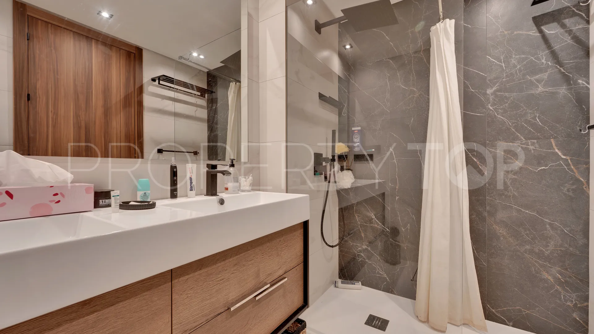 Apartamento en venta en San Pedro de Alcantara