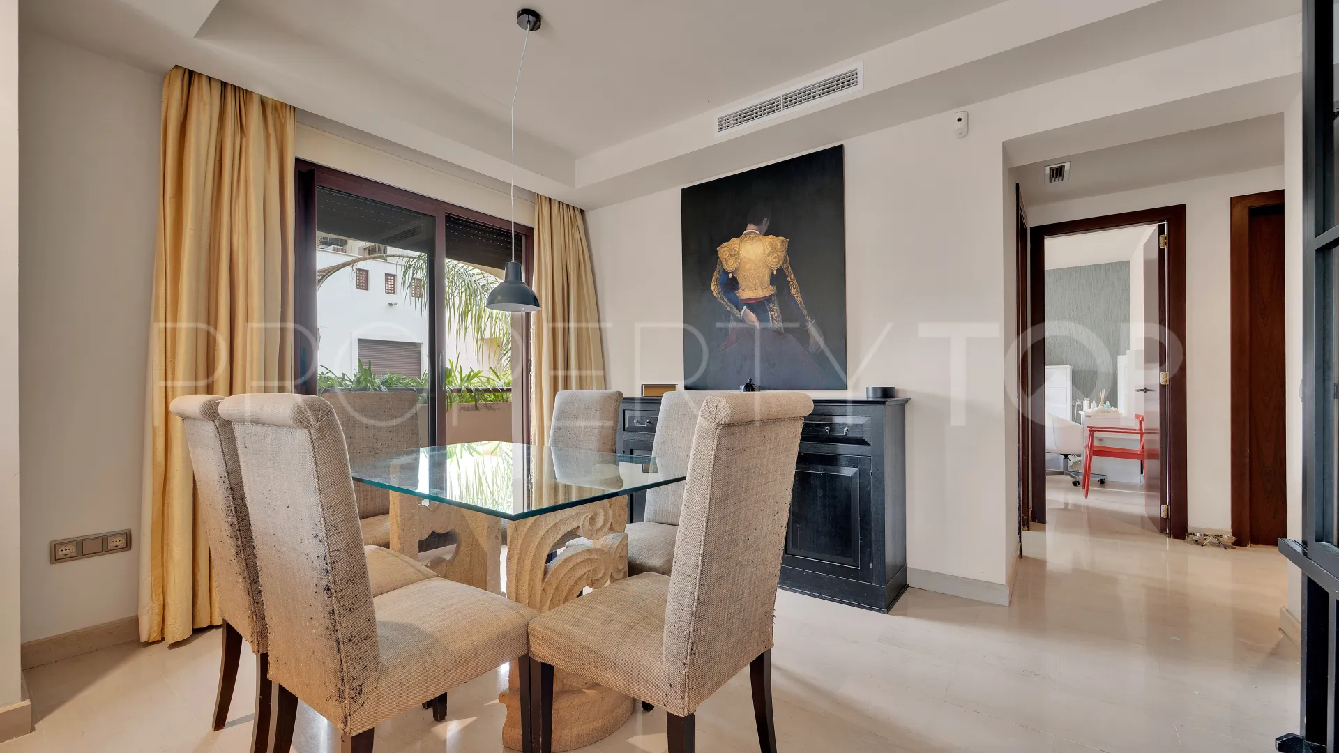 Medina de Banús 2 bedrooms apartment for sale