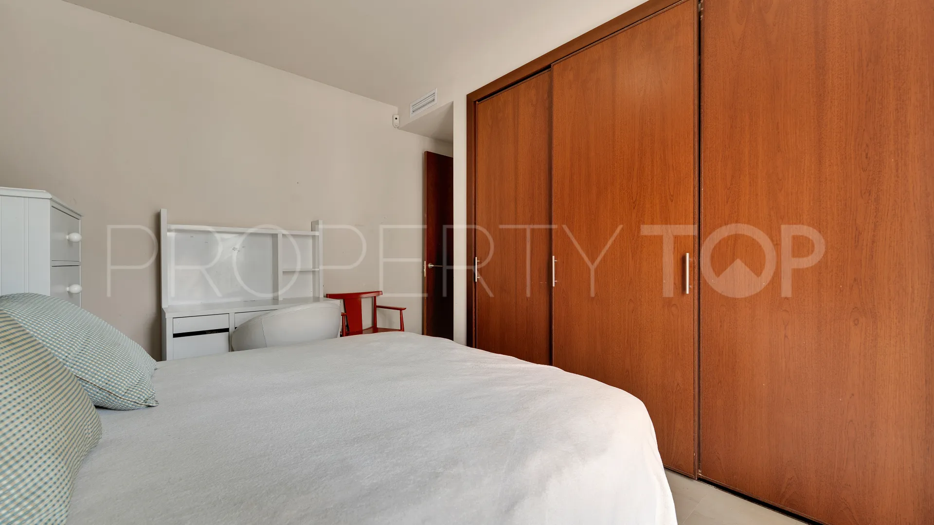 Medina de Banús 2 bedrooms apartment for sale
