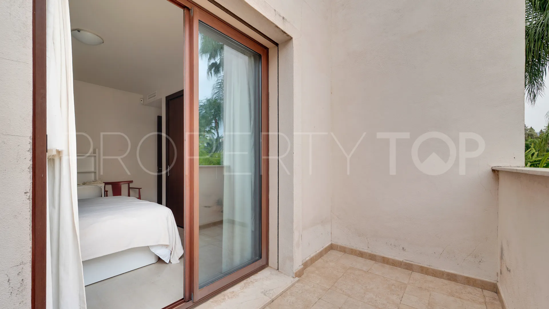 Medina de Banús 2 bedrooms apartment for sale