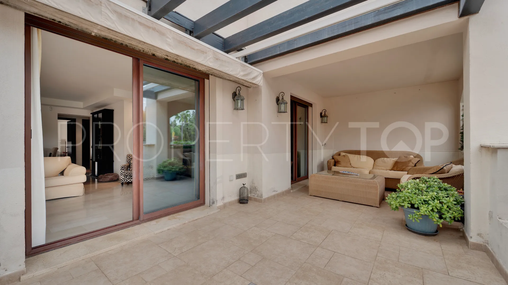 Medina de Banús 2 bedrooms apartment for sale