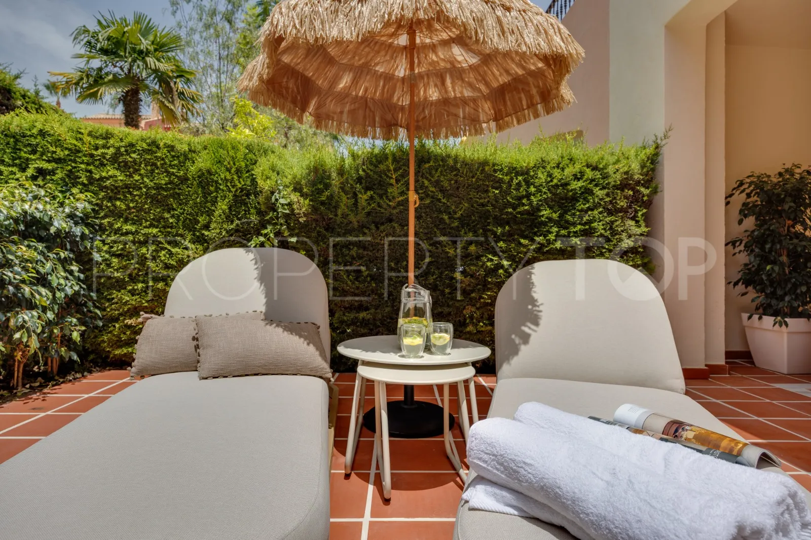 For sale 3 bedrooms town house in Marbella Golden Mile