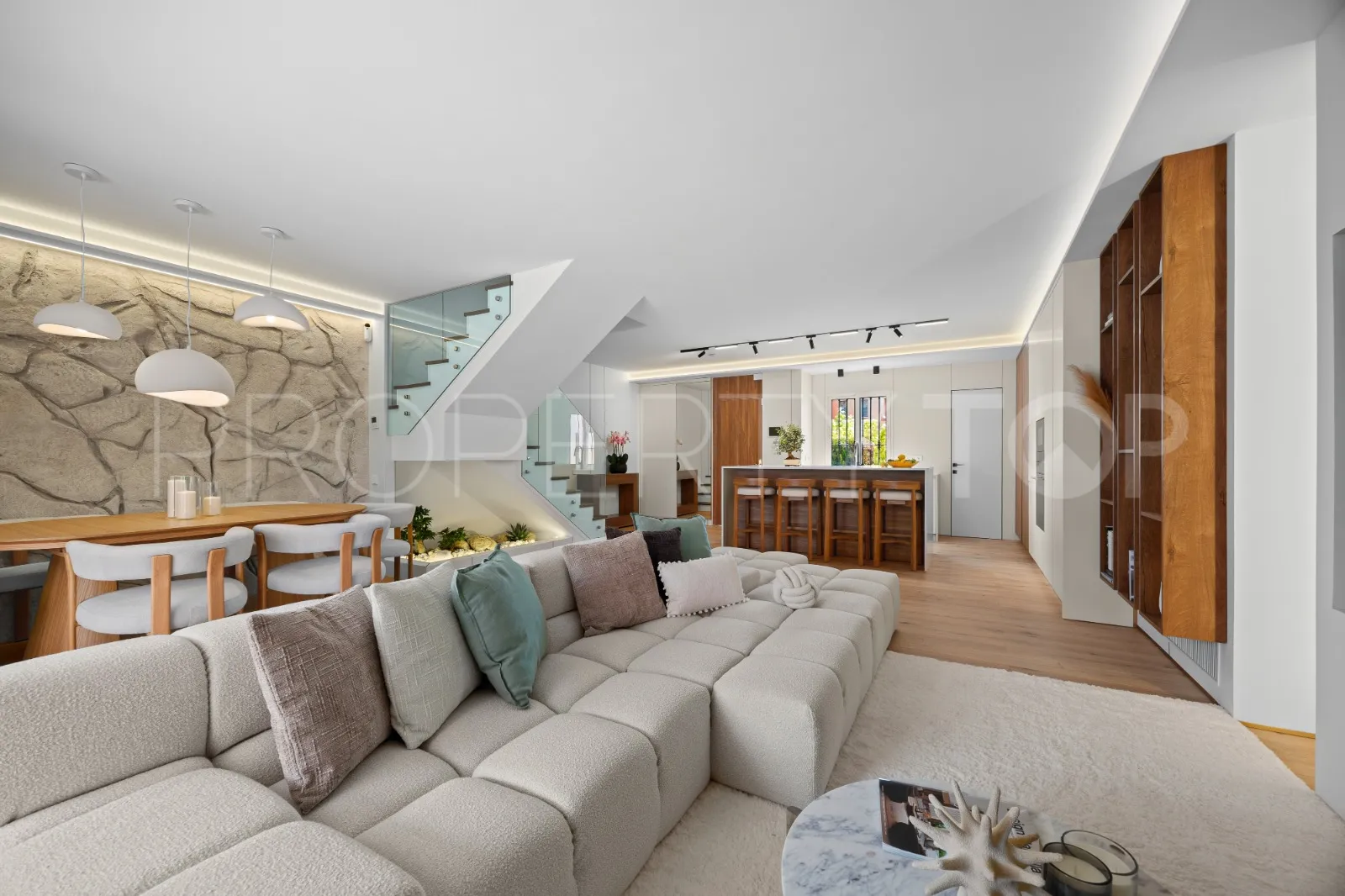 For sale 3 bedrooms town house in Marbella Golden Mile