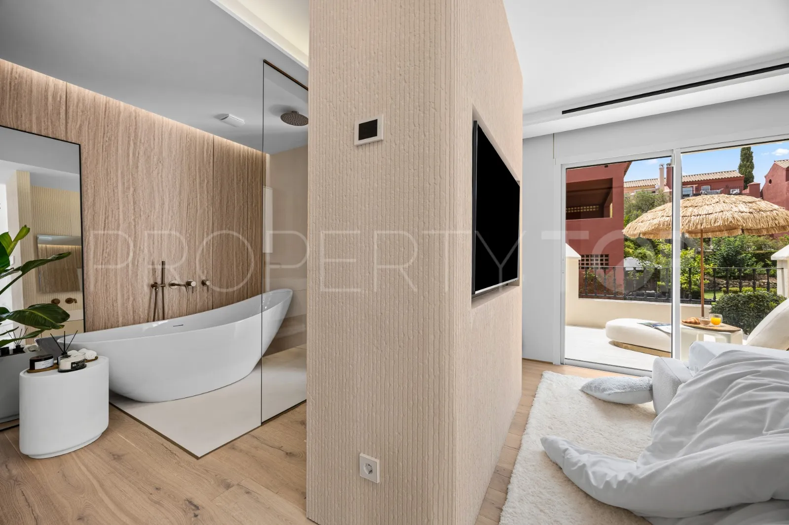 For sale 3 bedrooms town house in Marbella Golden Mile