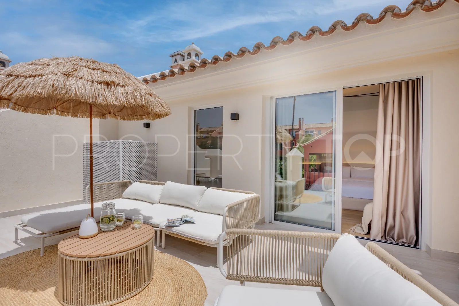 For sale 3 bedrooms town house in Marbella Golden Mile