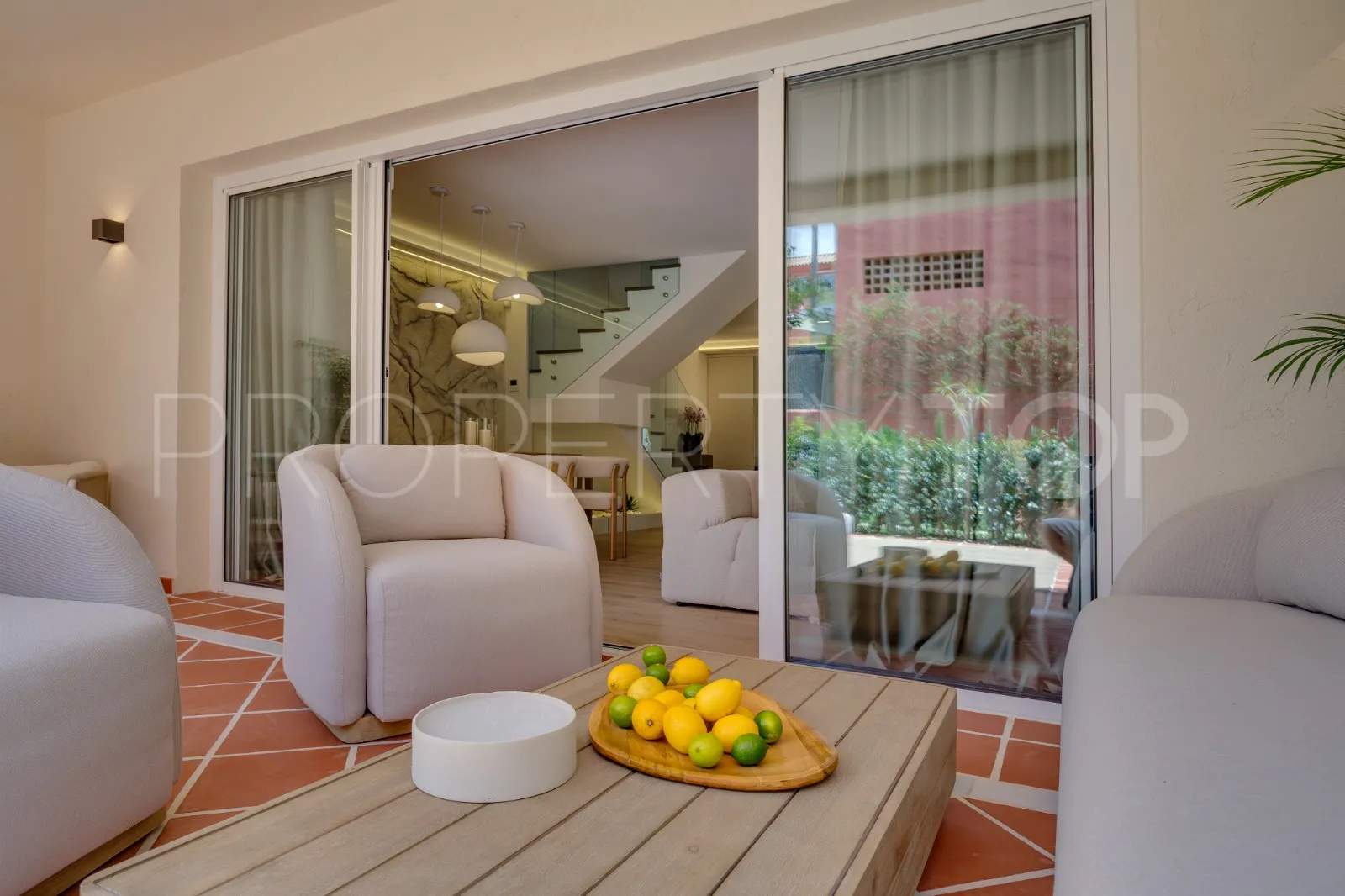 For sale 3 bedrooms town house in Marbella Golden Mile