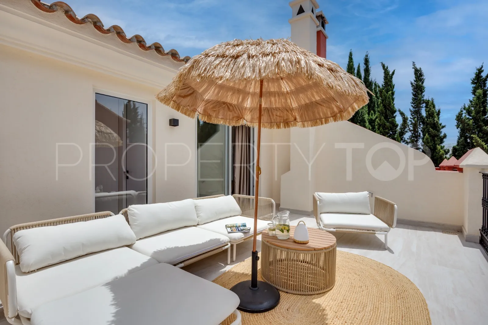 For sale 3 bedrooms town house in Marbella Golden Mile