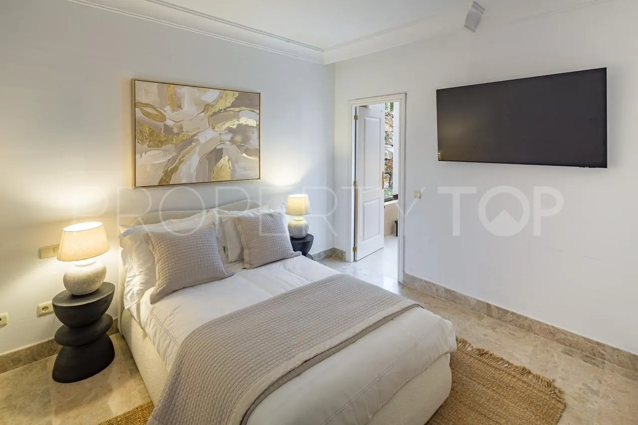 Ground floor apartment in Alminar de Marbella for sale