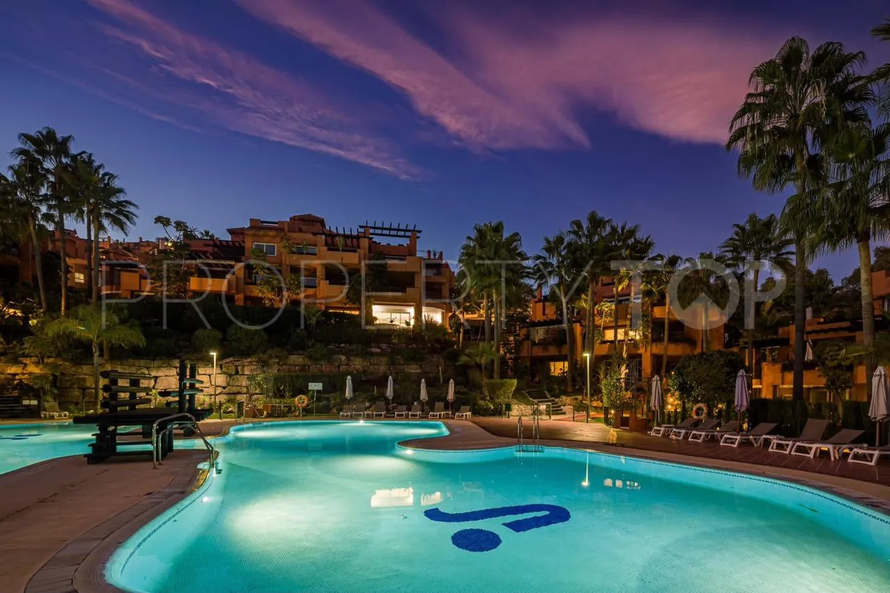 Ground floor apartment in Alminar de Marbella for sale