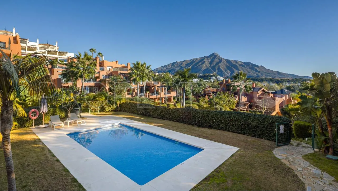 Ground floor apartment in Alminar de Marbella for sale