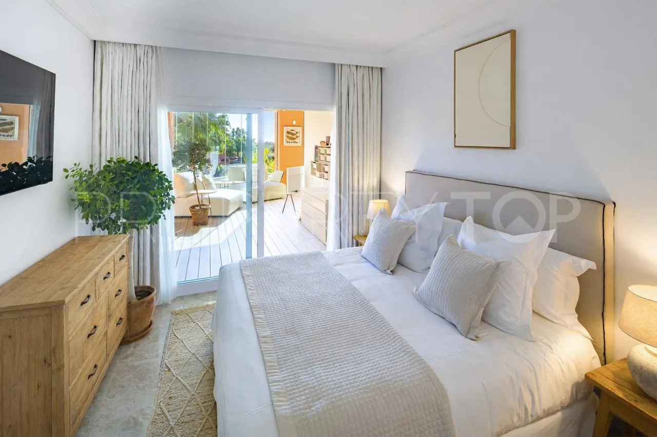 Ground floor apartment in Alminar de Marbella for sale