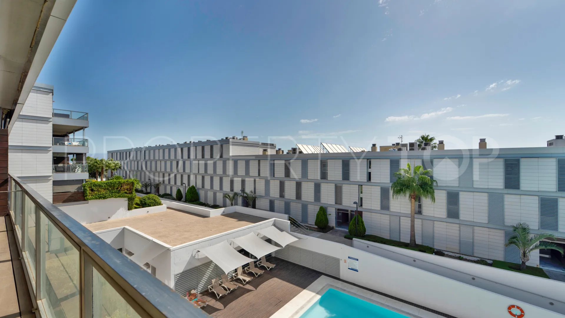 Buy apartment in Manilva with 3 bedrooms