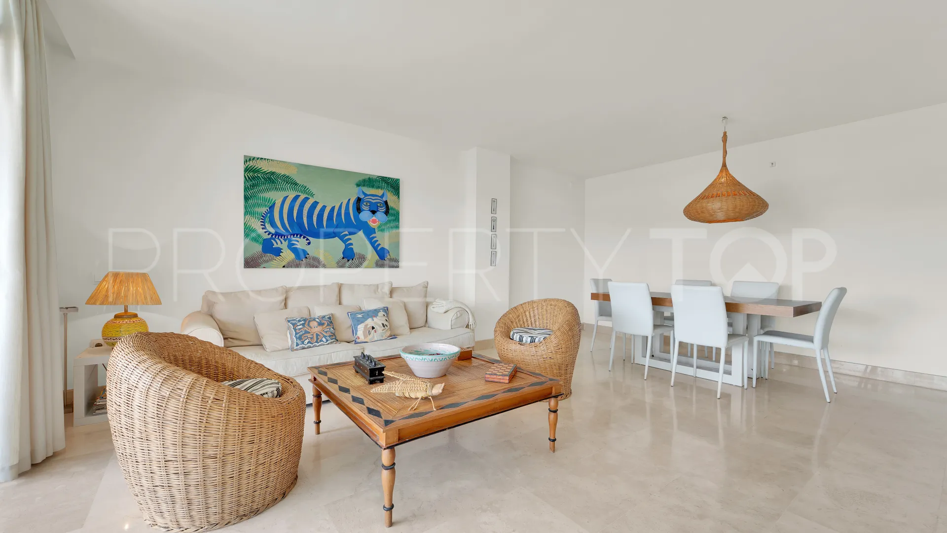 Buy apartment in Manilva with 3 bedrooms