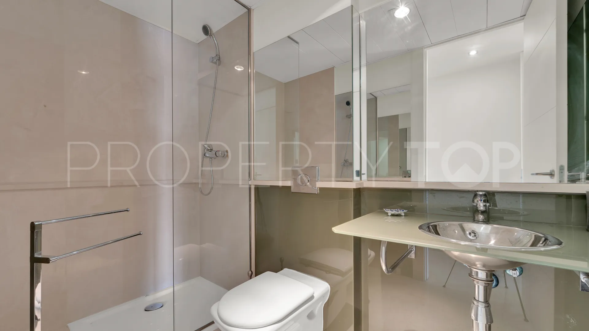 Buy apartment in Manilva with 3 bedrooms