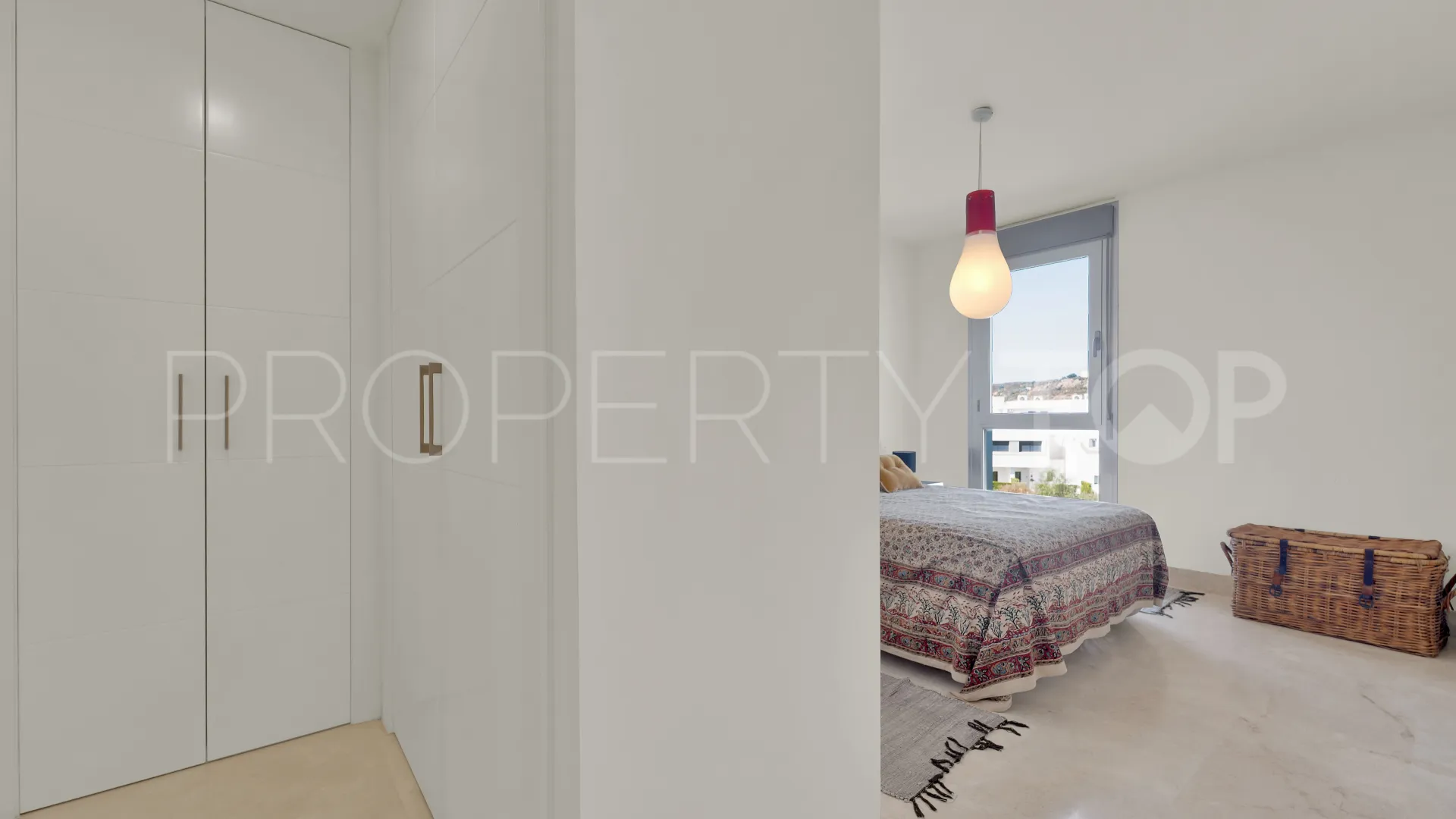 Buy apartment in Manilva with 3 bedrooms