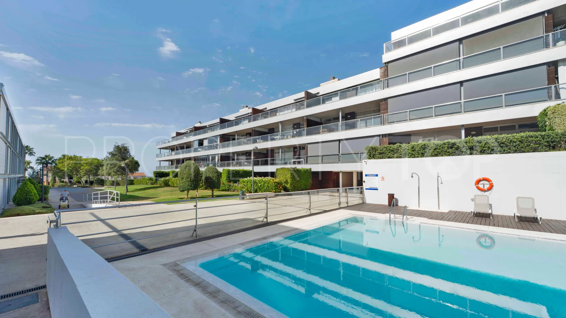 Buy apartment in Manilva with 3 bedrooms