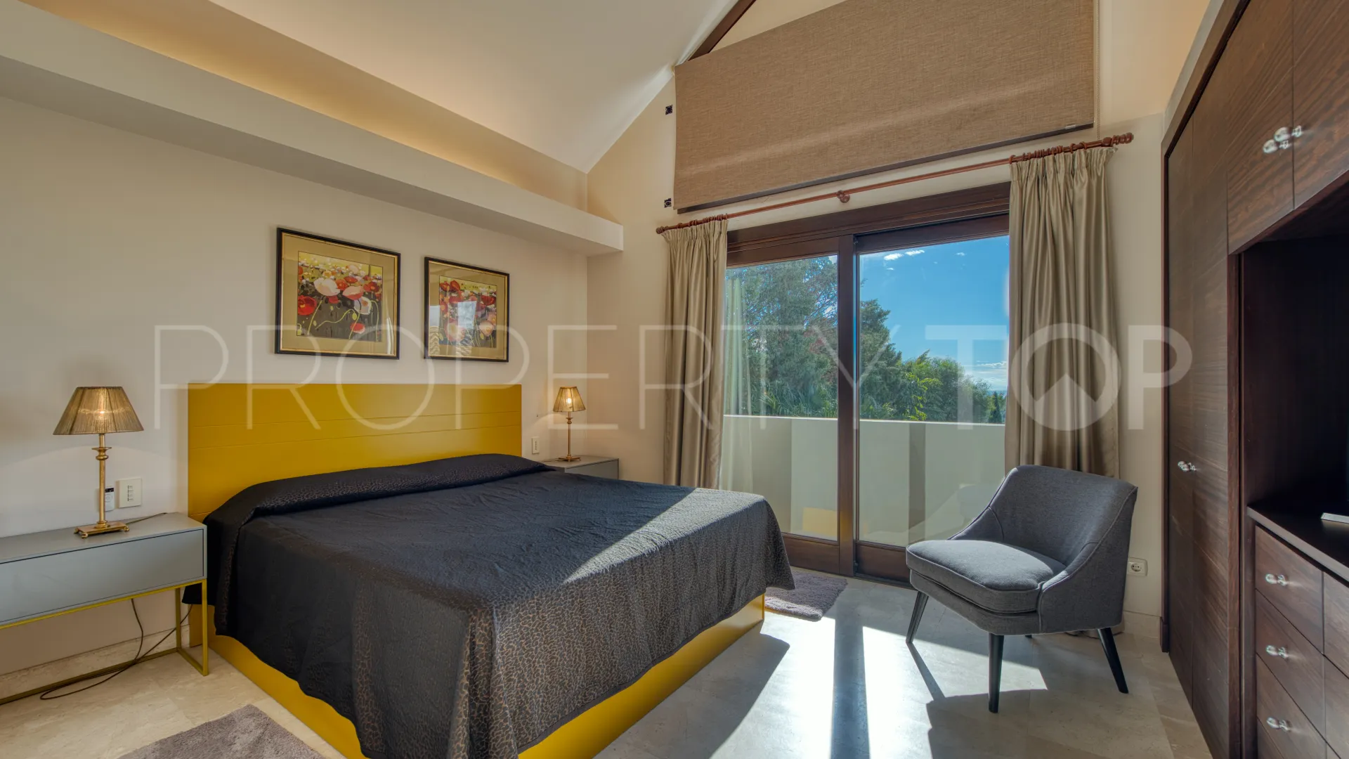 For sale Los Flamingos house with 6 bedrooms