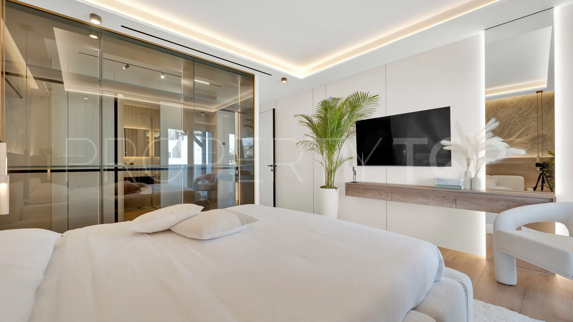 3 bedrooms apartment in Jardines de Sierra Blanca for sale