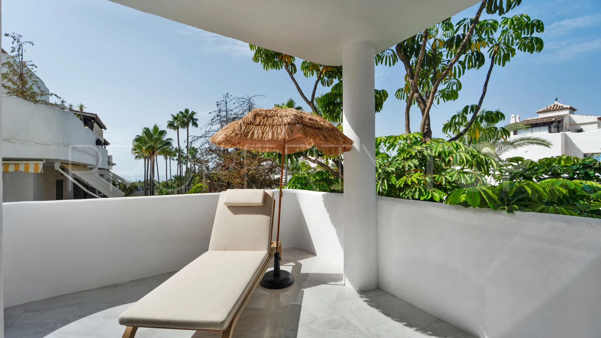 3 bedrooms apartment in Jardines de Sierra Blanca for sale