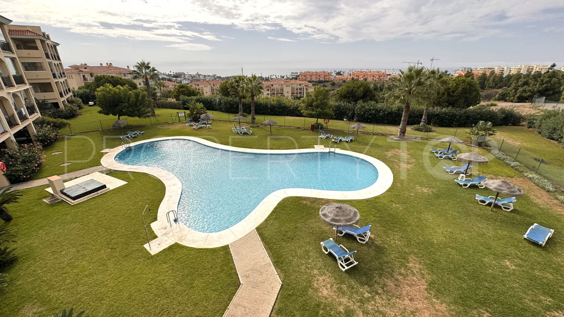 For sale apartment with 2 bedrooms in Mijas Costa