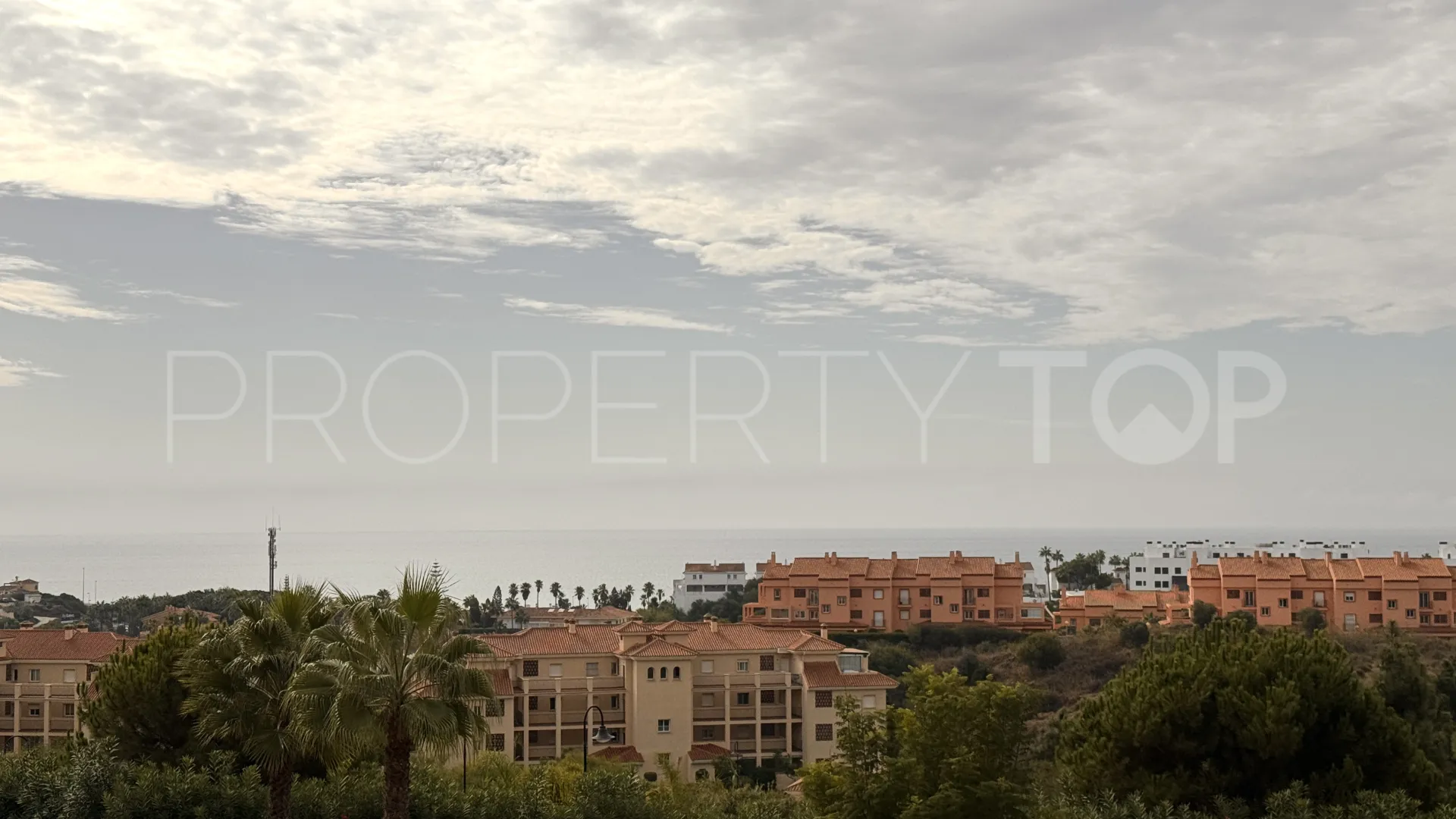 For sale apartment with 2 bedrooms in Mijas Costa