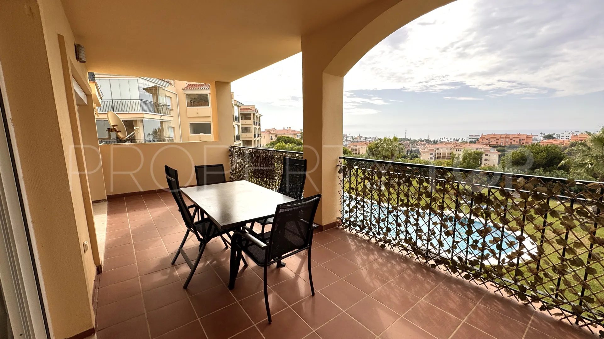 For sale apartment with 2 bedrooms in Mijas Costa