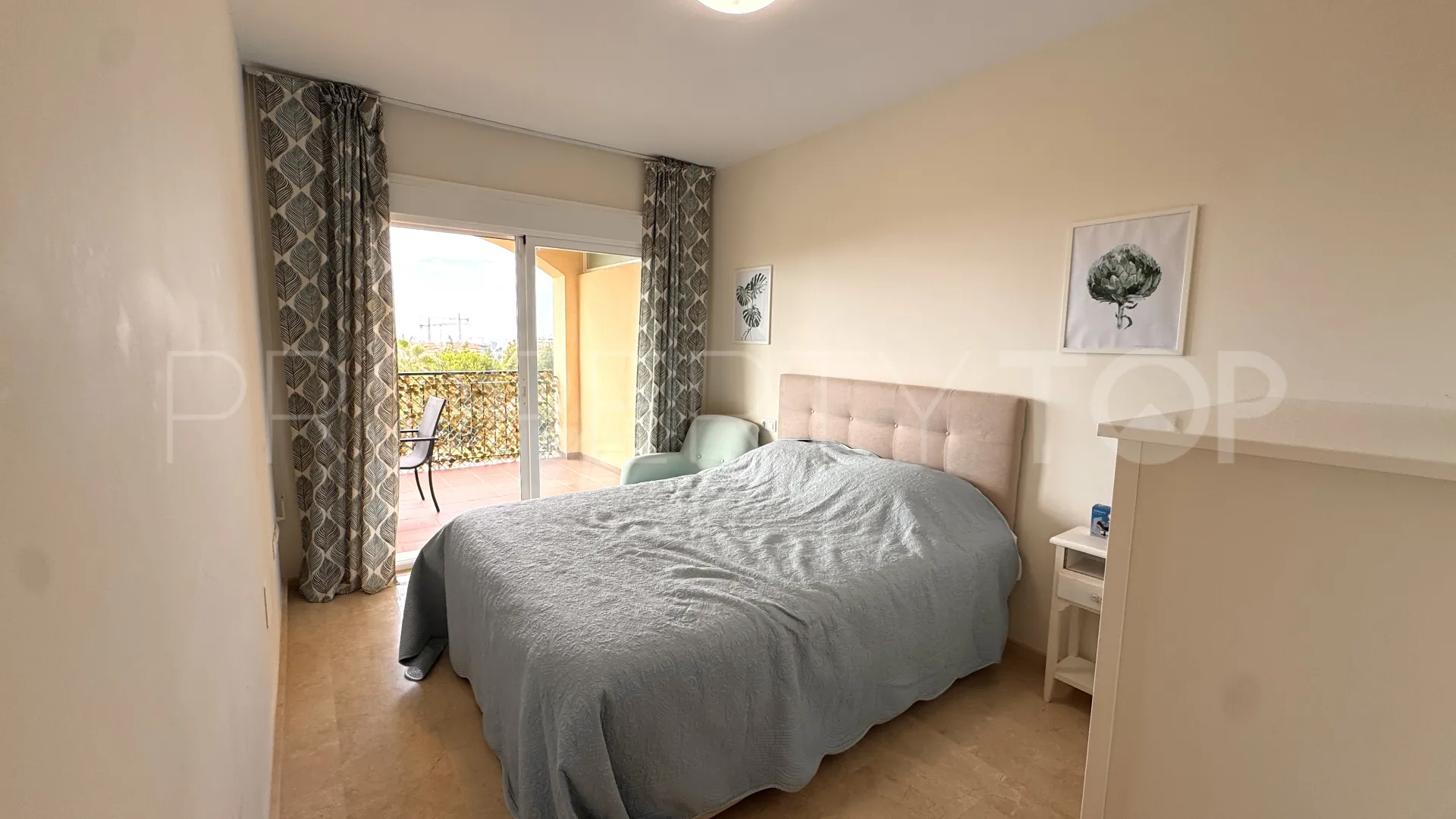 For sale apartment with 2 bedrooms in Mijas Costa