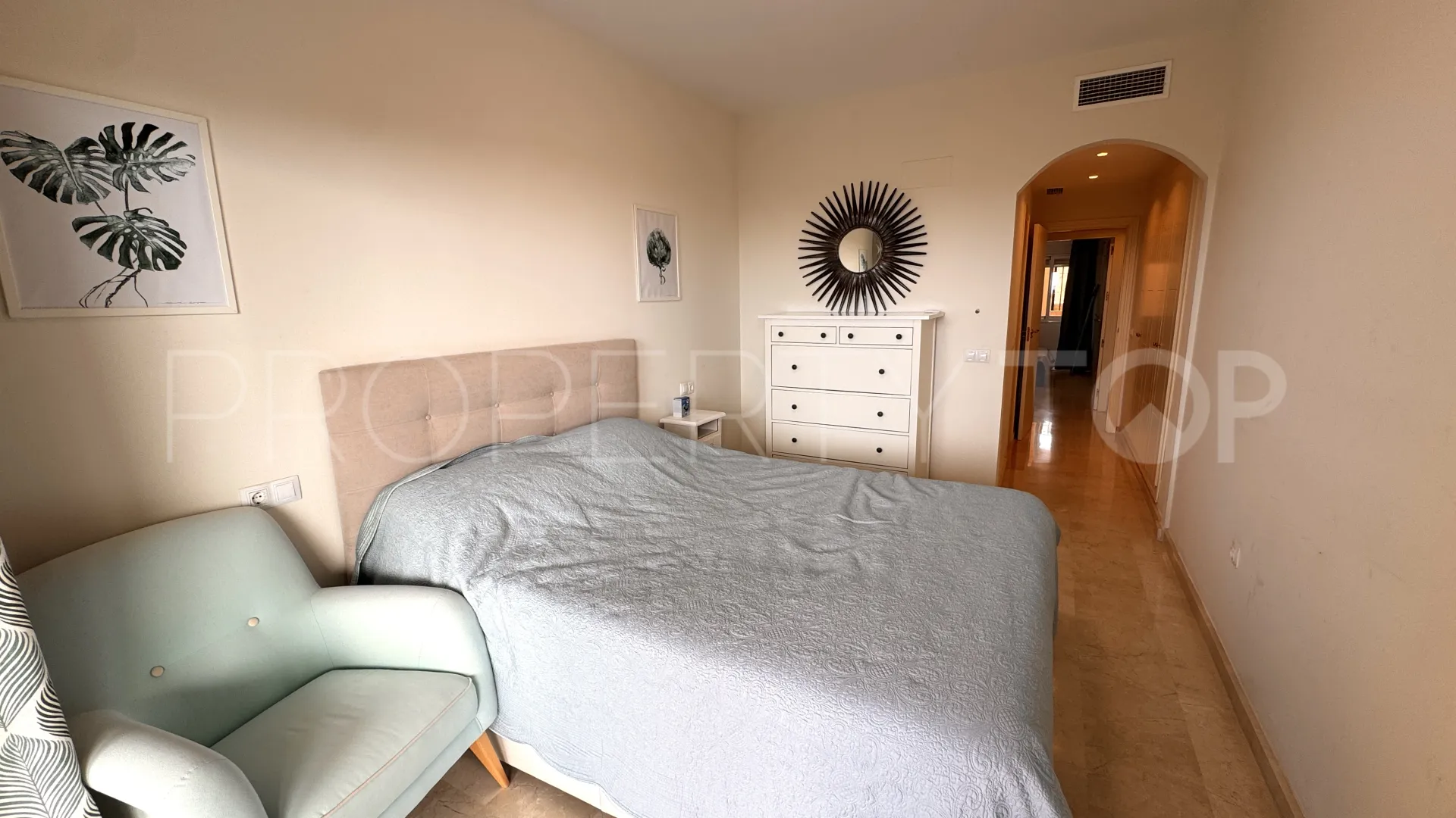 For sale apartment with 2 bedrooms in Mijas Costa