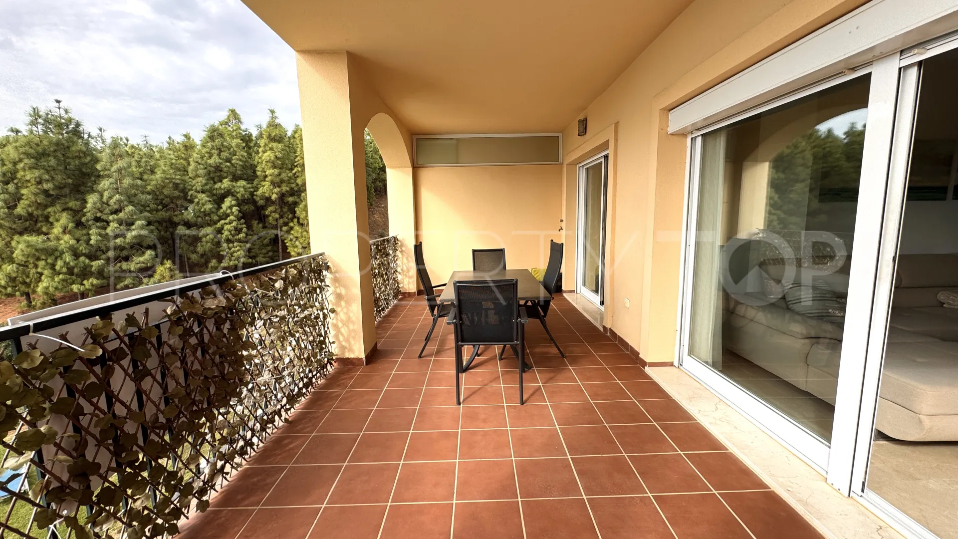 For sale apartment with 2 bedrooms in Mijas Costa