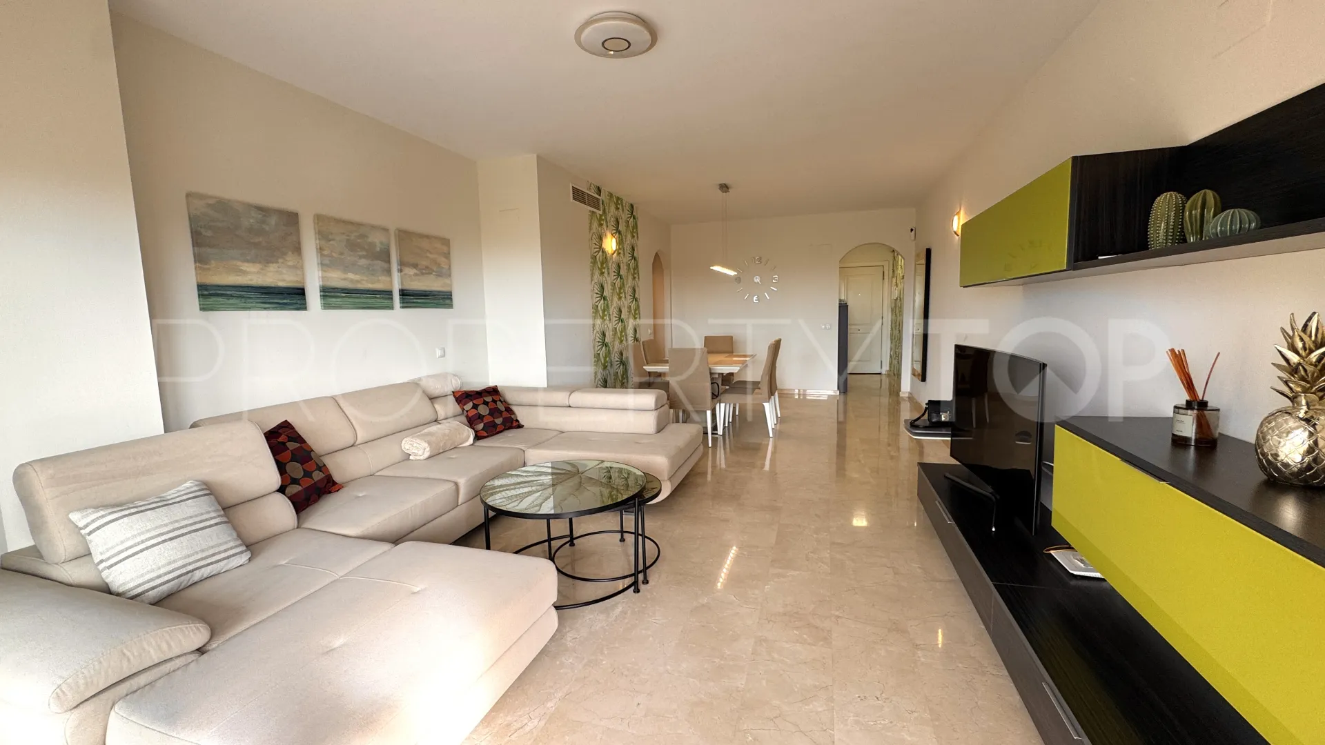 For sale apartment with 2 bedrooms in Mijas Costa