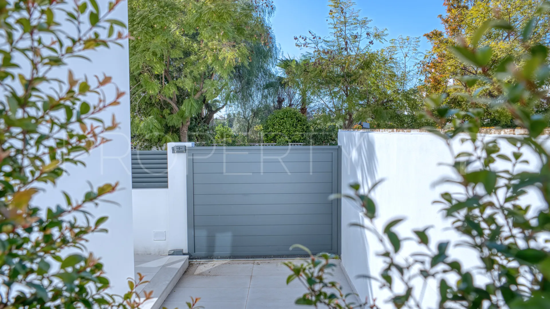 Nueva Andalucia house for sale
