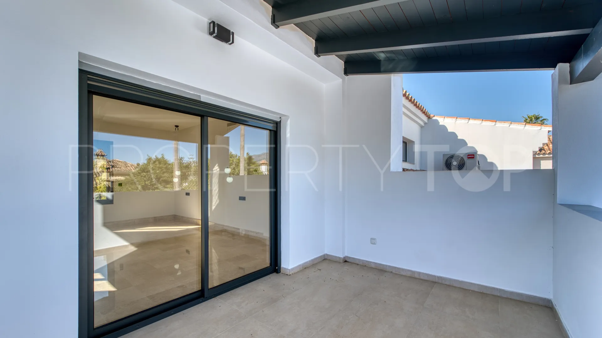 Nueva Andalucia house for sale