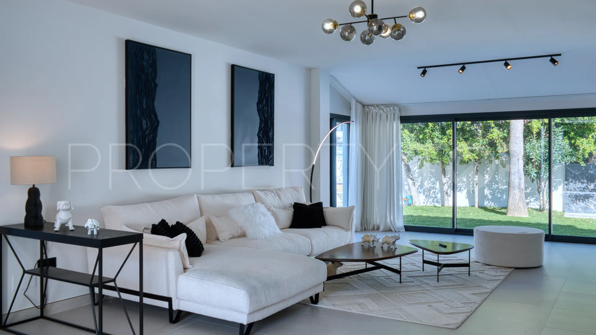 Nueva Andalucia house for sale