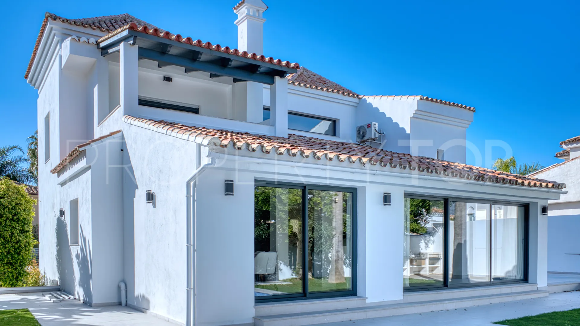 Nueva Andalucia house for sale