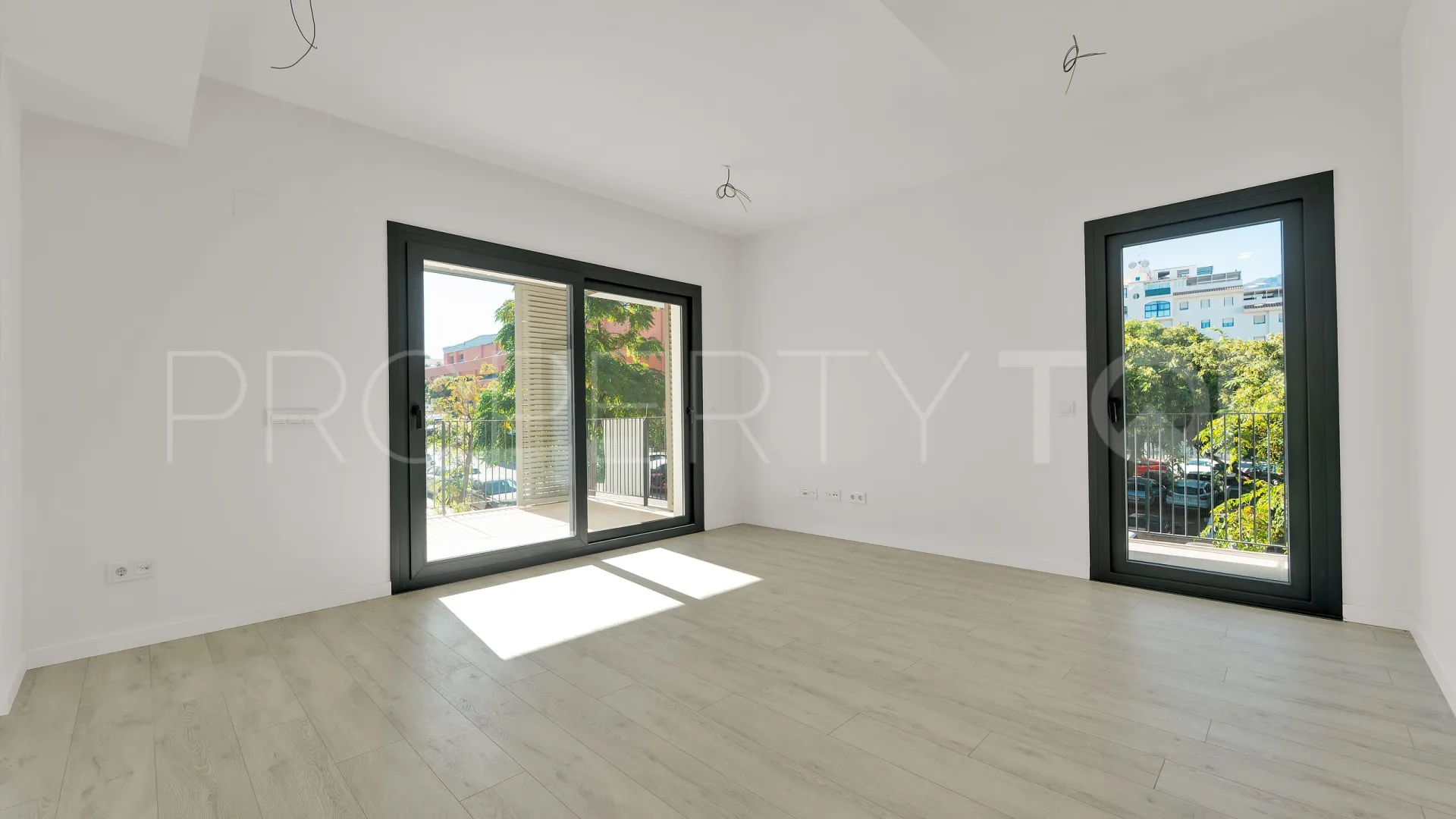 Apartamento en venta en Estepona Ciudad con 3 dormitorios