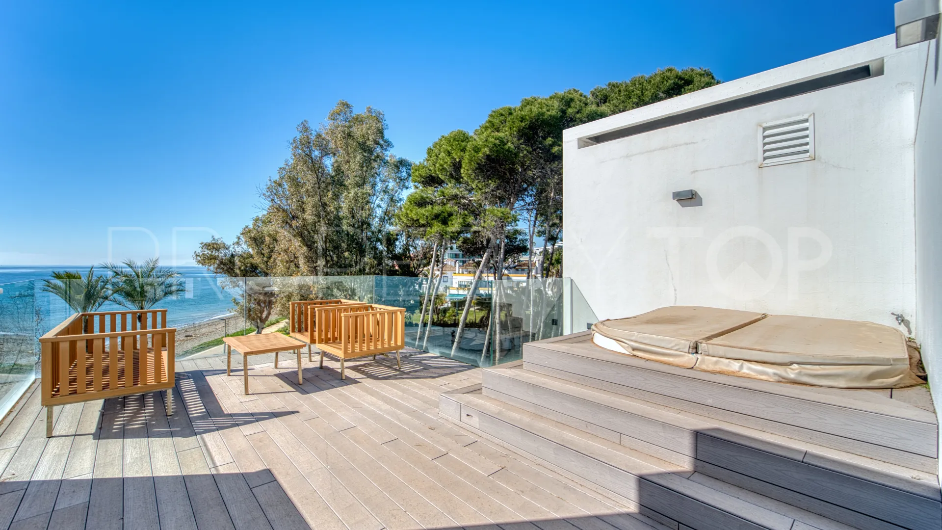 For sale town house in Seghers with 3 bedrooms