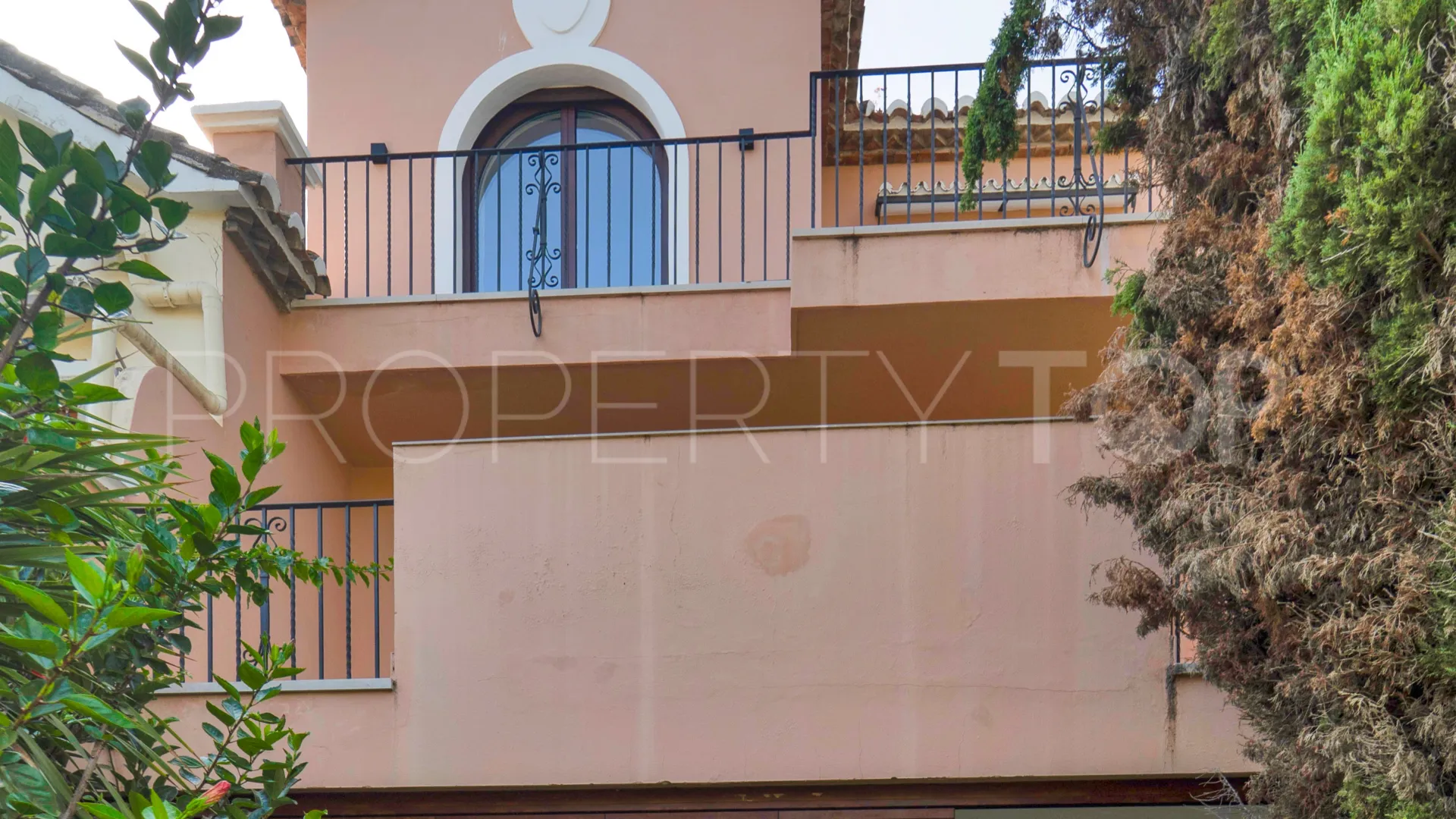Adosado en venta en Selwo de 4 dormitorios