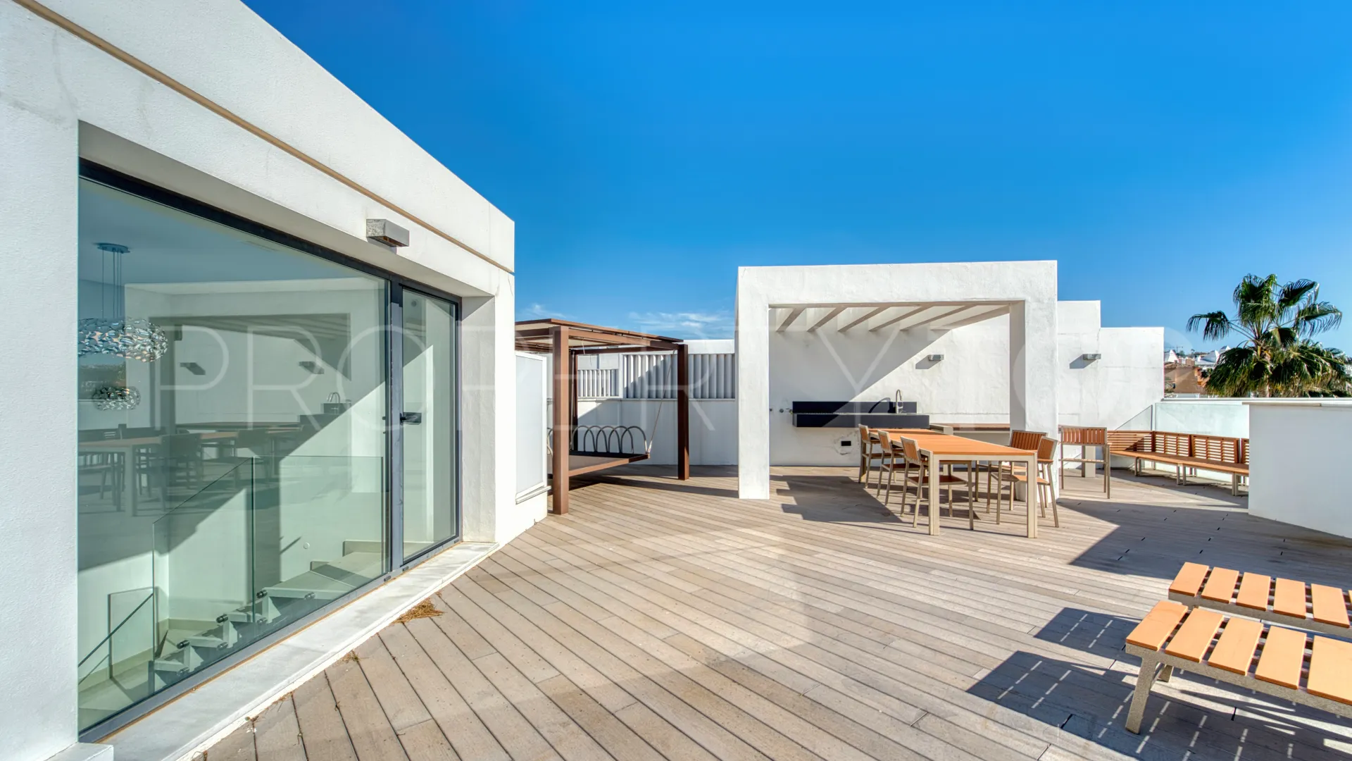 Town house for sale in The Island