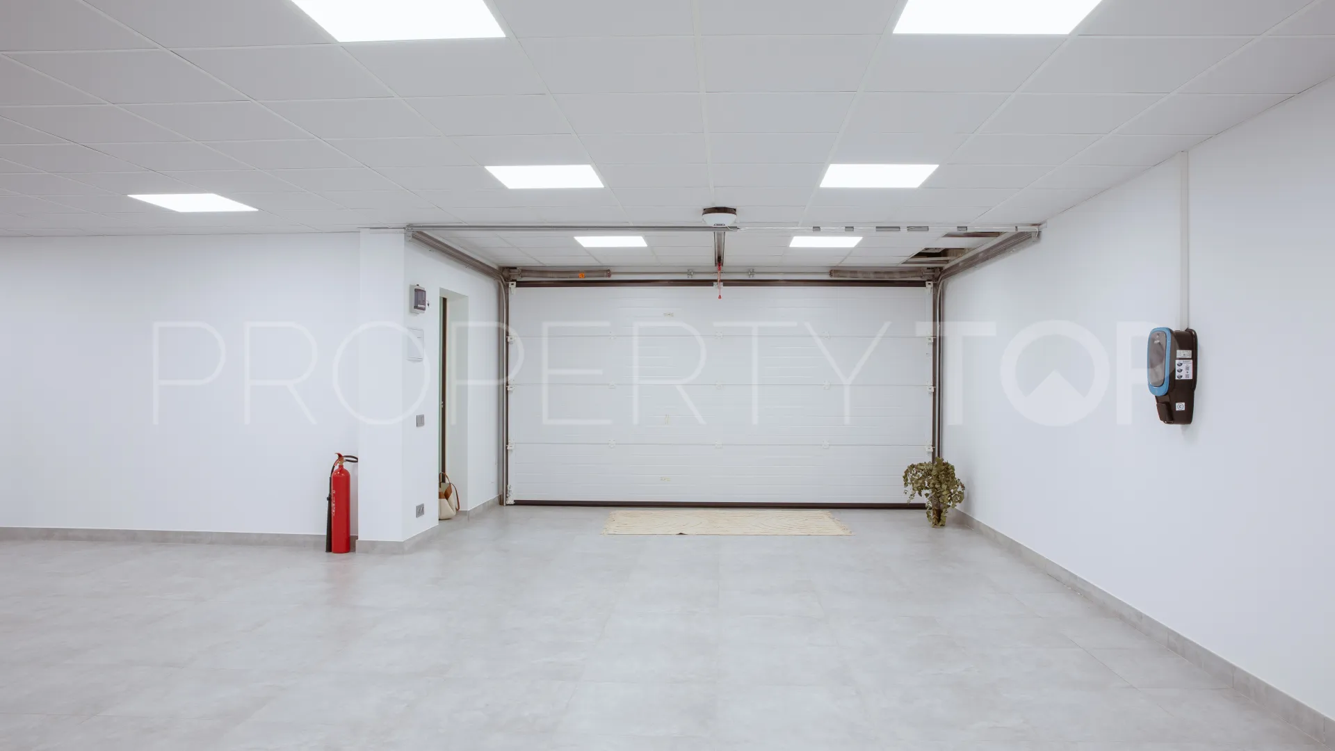 House for sale in Benalmadena