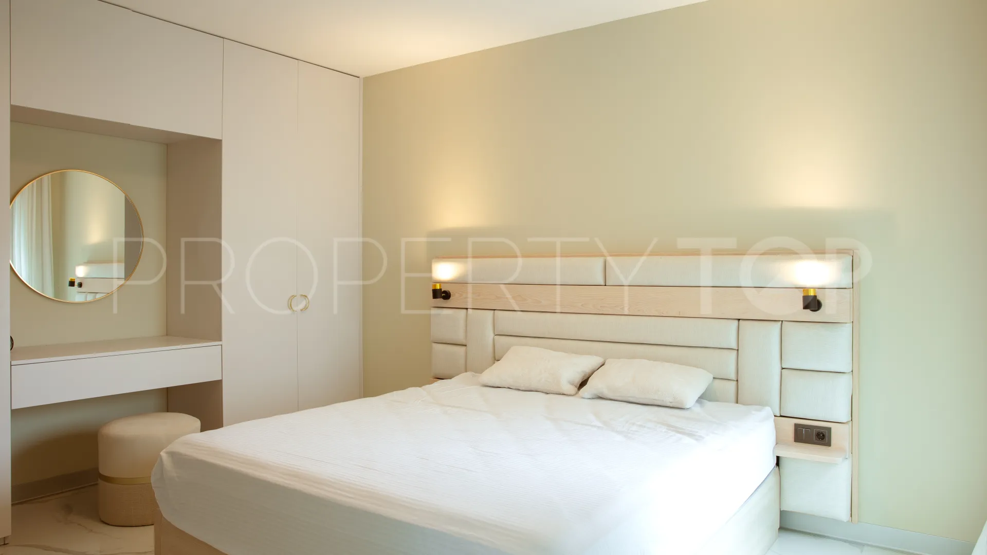 House for sale in Benalmadena