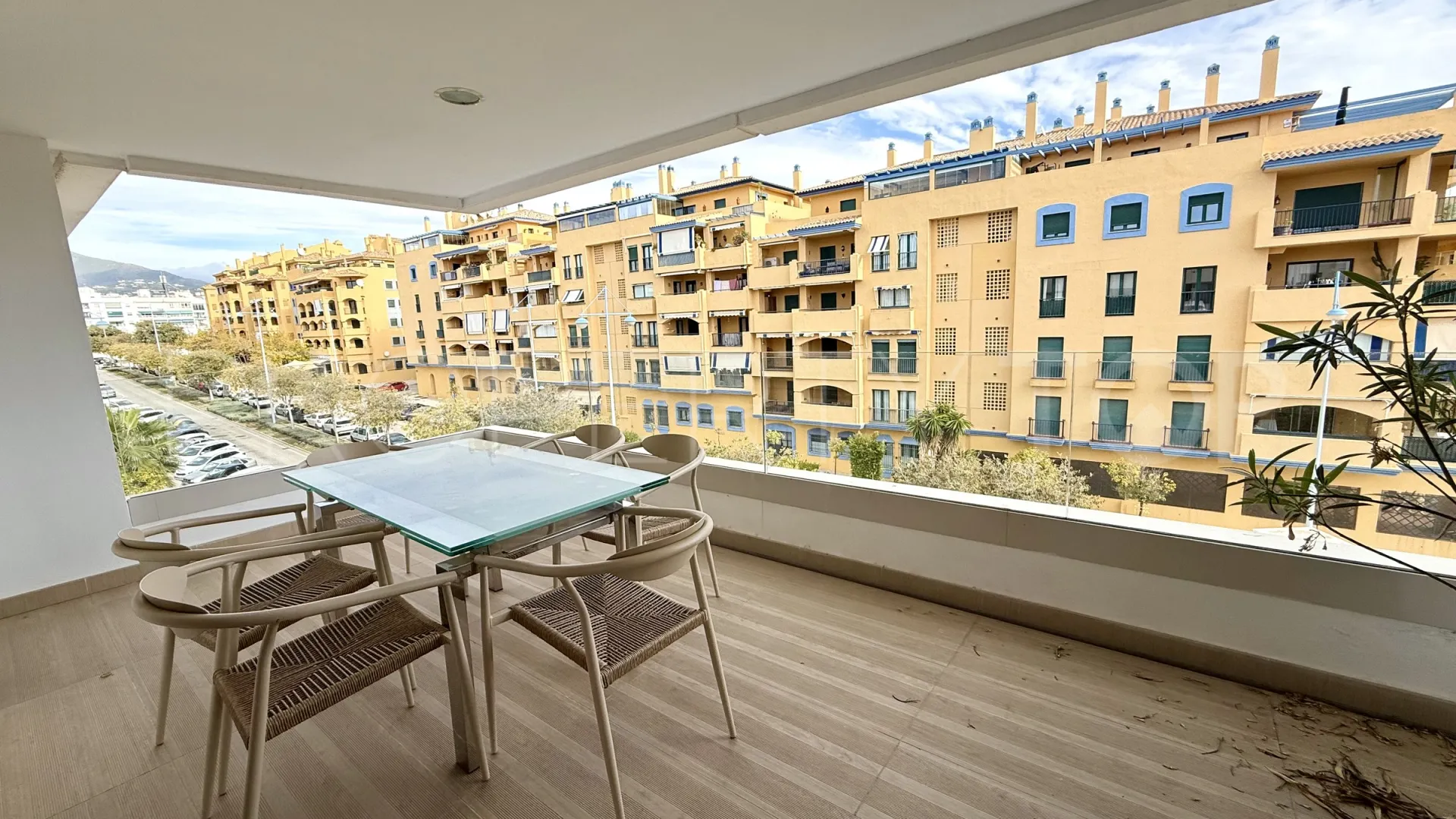 Buy San Pedro de Alcantara duplex penthouse