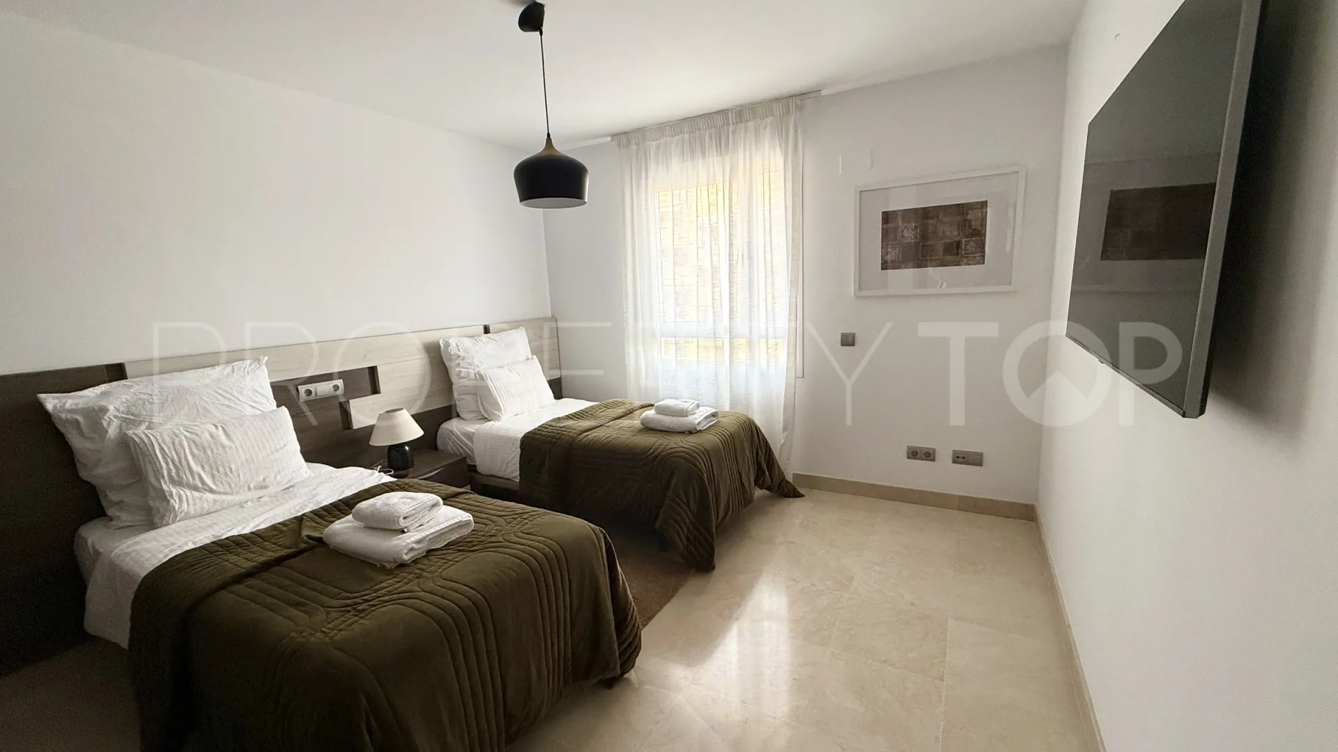 Buy San Pedro de Alcantara duplex penthouse
