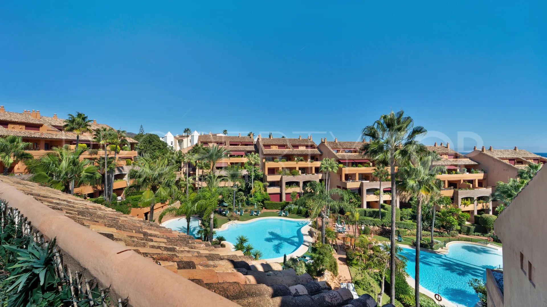 Bahia de Marbella, atico duplex en venta