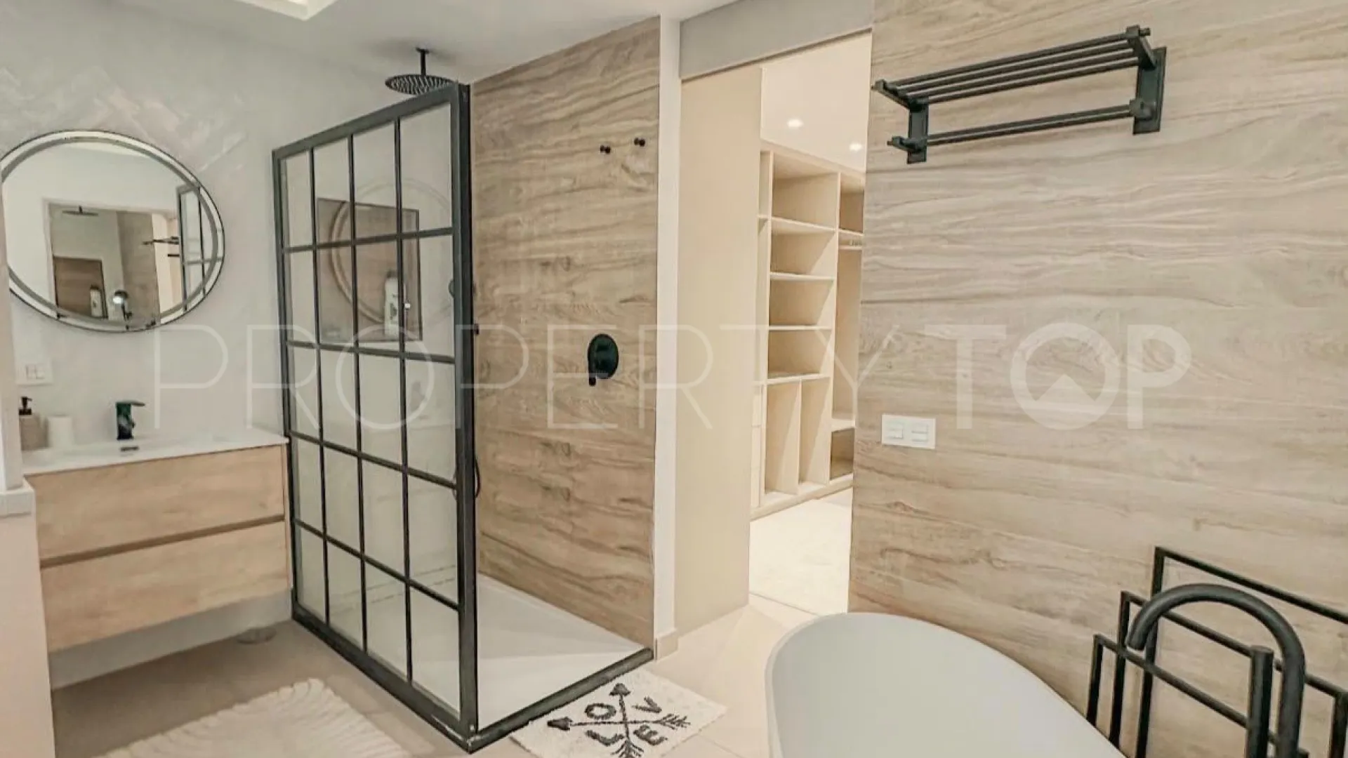 Ground floor apartment for sale in La Quinta Hills