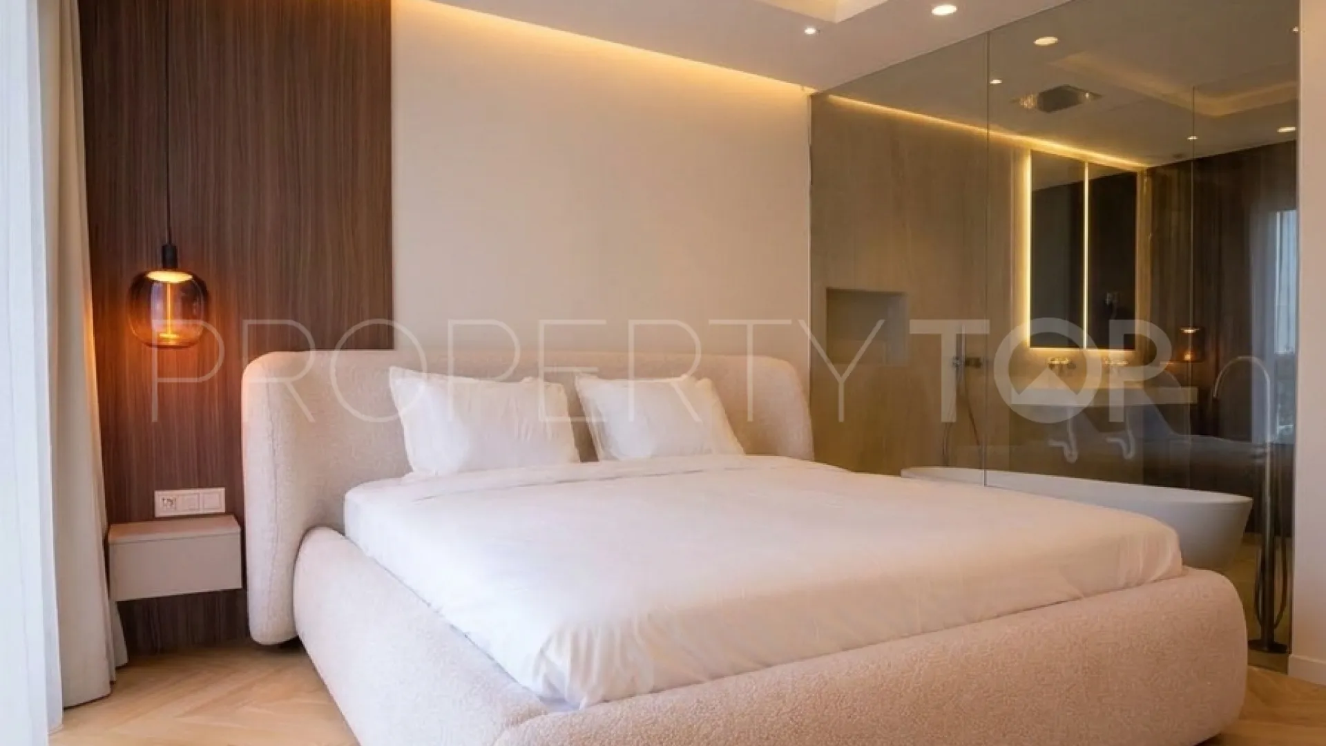 Magna Marbella, apartamento de 3 dormitorios a la venta