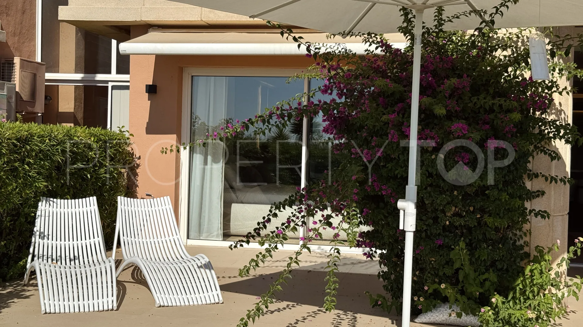 Magna Marbella, apartamento de 3 dormitorios a la venta