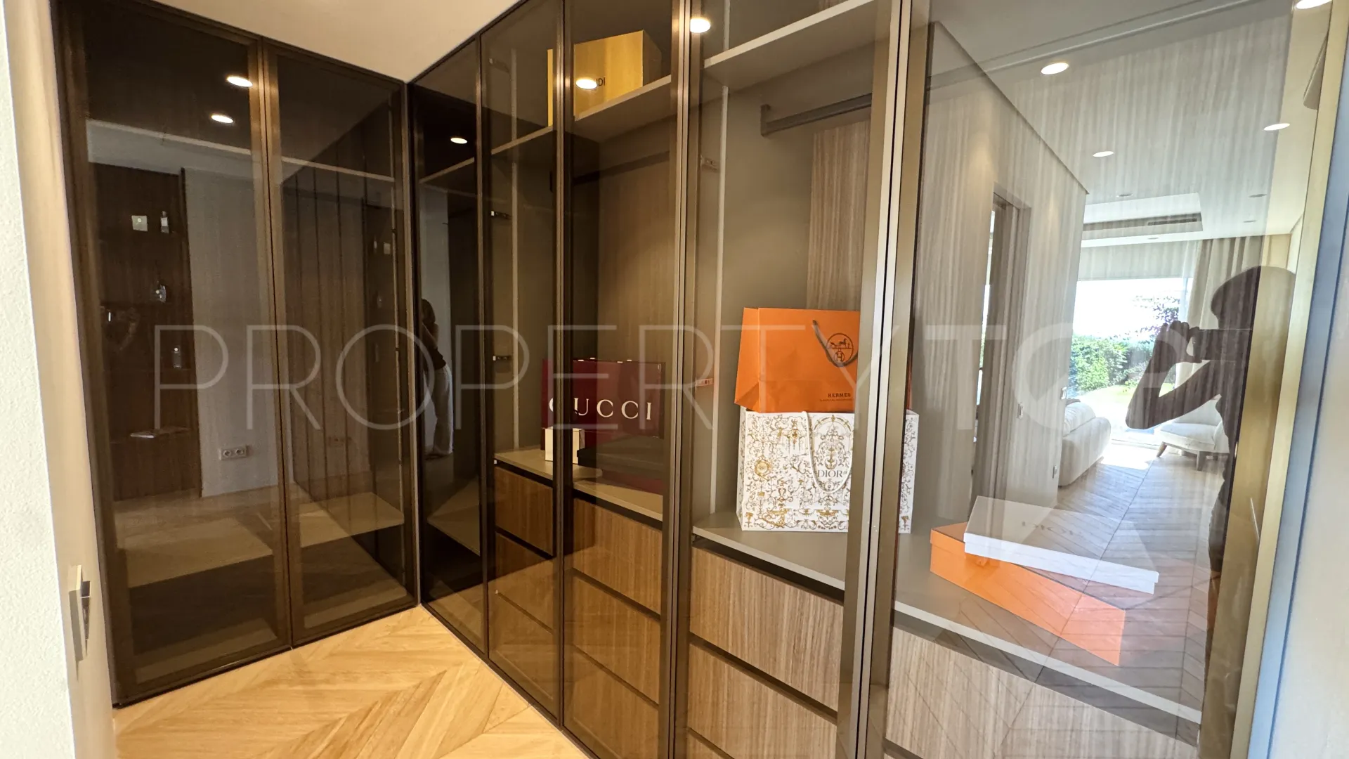 Magna Marbella, apartamento de 3 dormitorios a la venta
