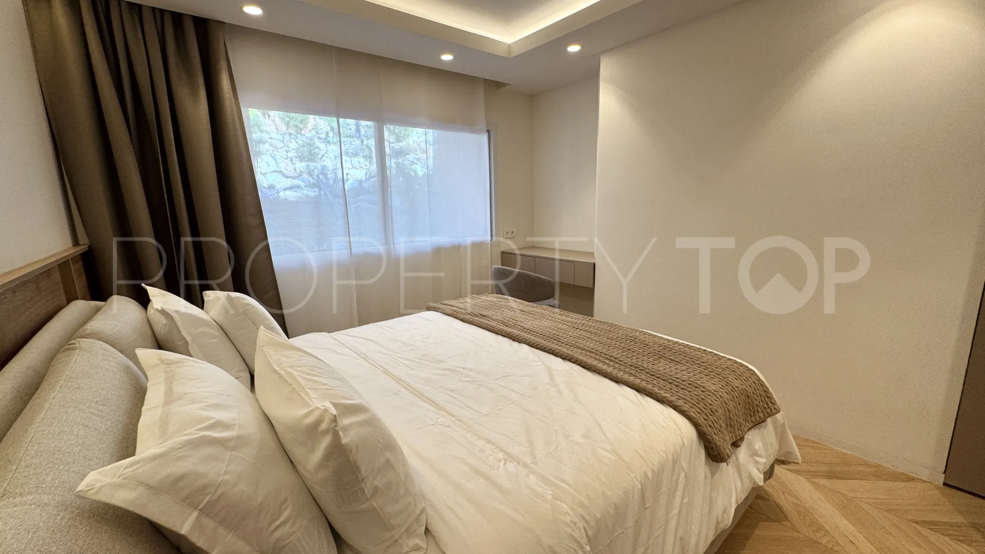 Magna Marbella, apartamento de 3 dormitorios a la venta