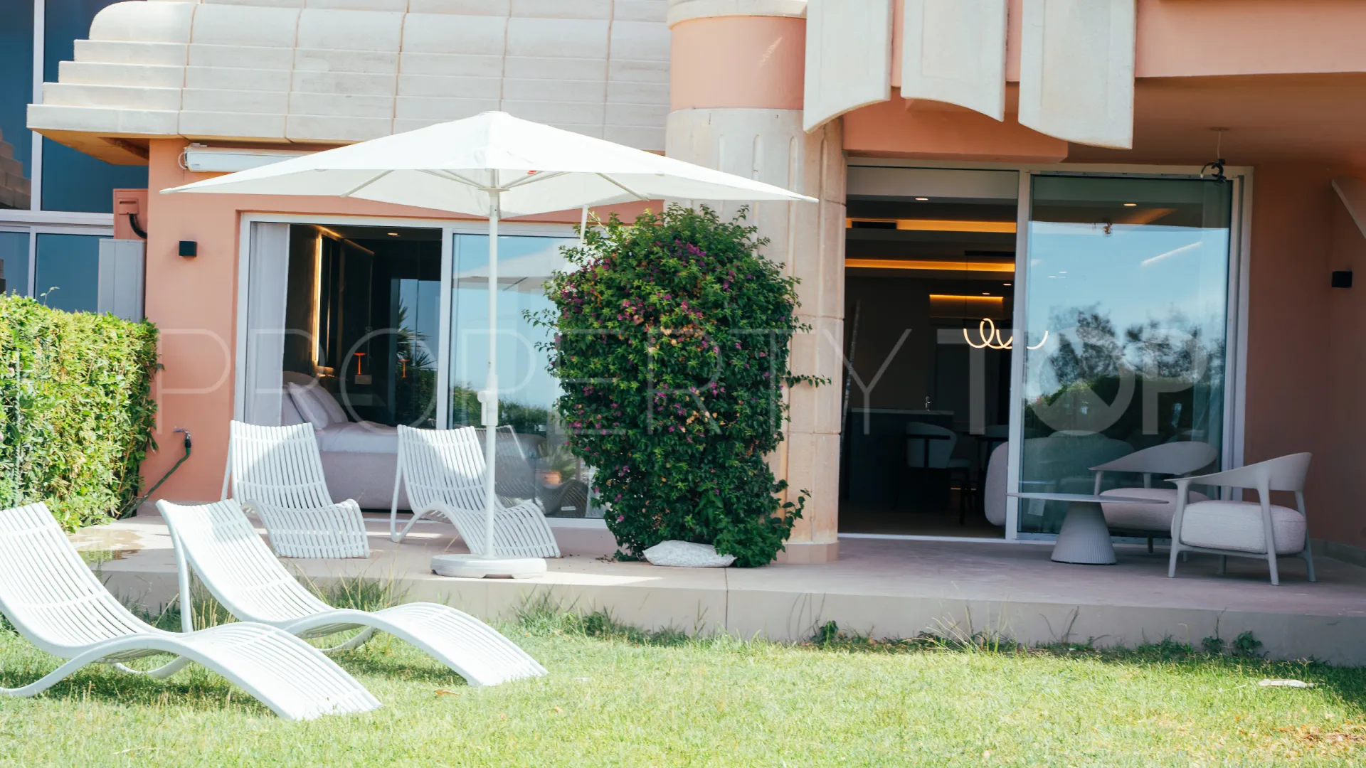 Magna Marbella, apartamento de 3 dormitorios a la venta